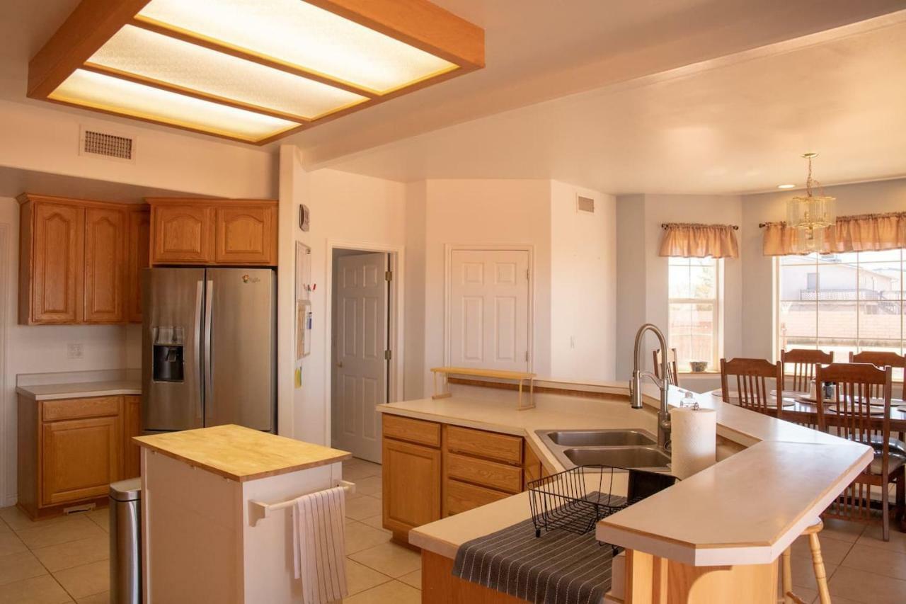 Wahweap Ranch - 8-Bedroom Lake Powell Vacation House Page Buitenkant foto